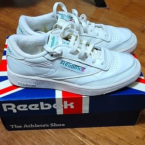 Reebok Club 85 Vintage Unisex Size 7 Men/Size 9 Women